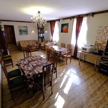 Laila Guest House メスティア エクステリア 写真