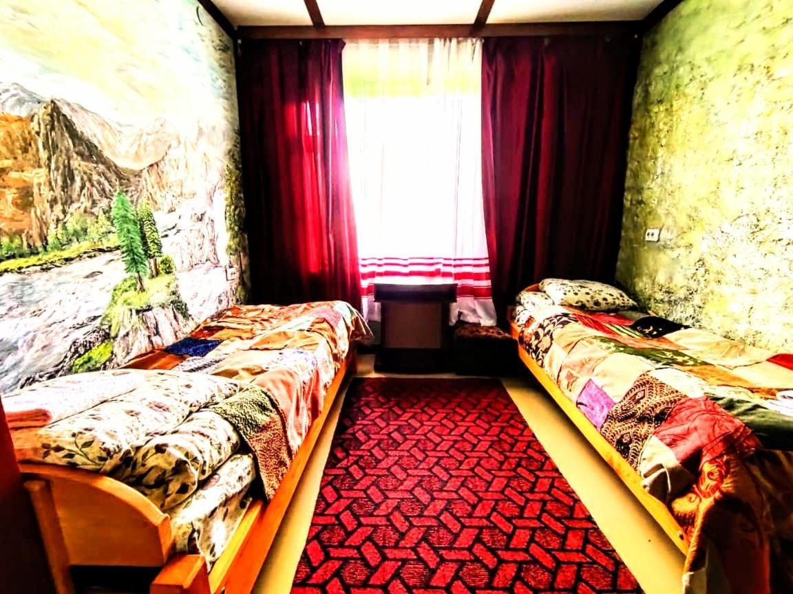 Laila Guest House メスティア エクステリア 写真