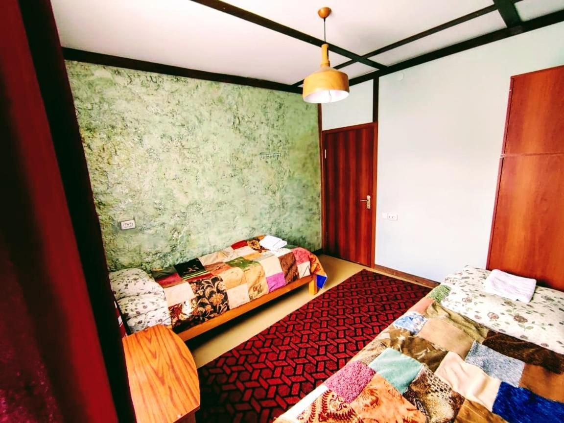 Laila Guest House メスティア エクステリア 写真