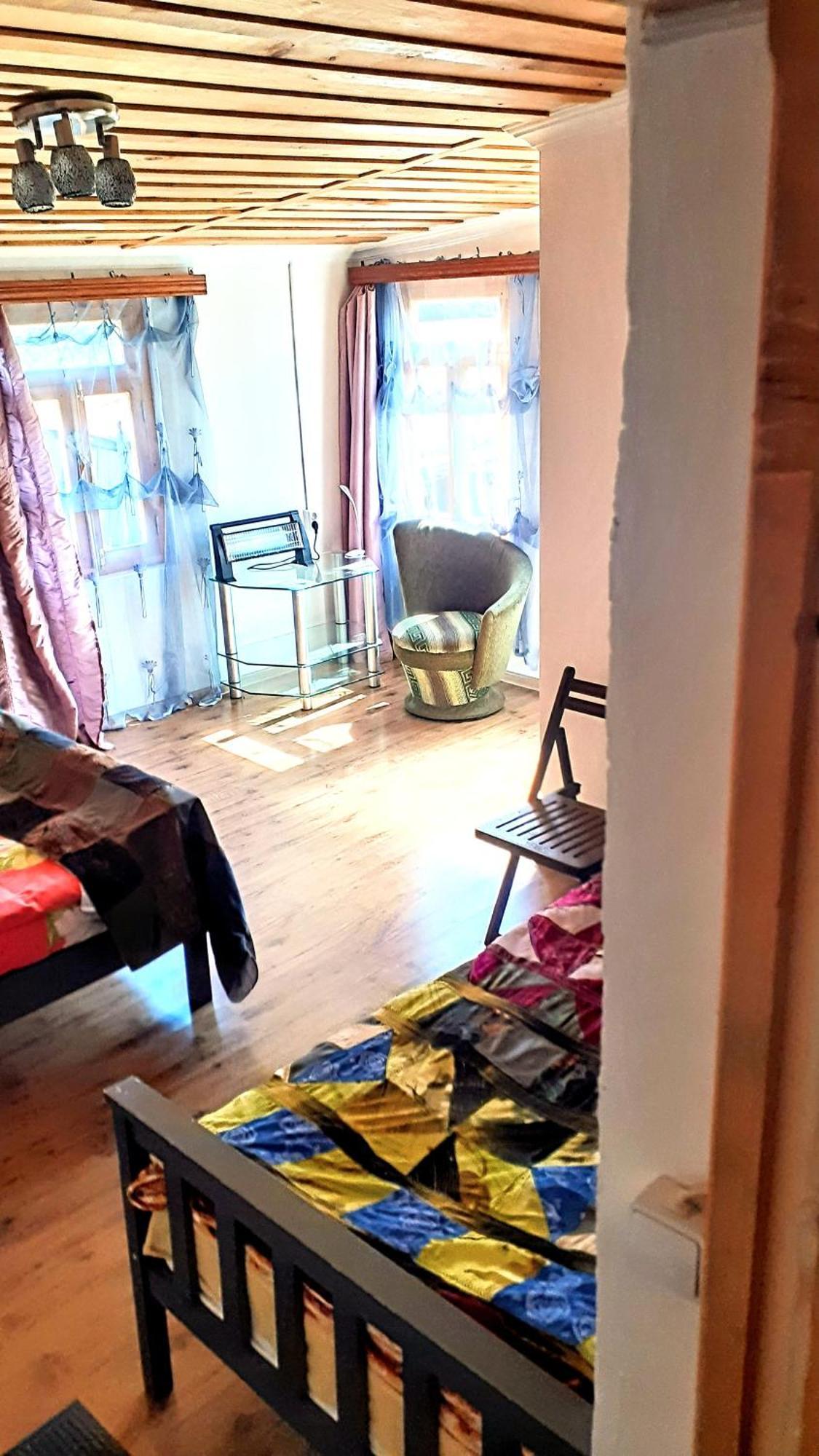 Laila Guest House メスティア 部屋 写真