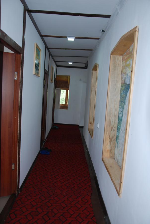 Laila Guest House メスティア エクステリア 写真