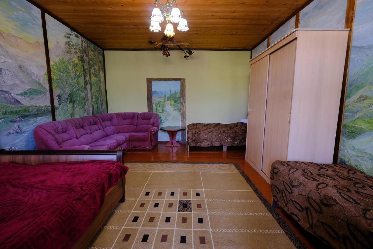 Laila Guest House メスティア エクステリア 写真