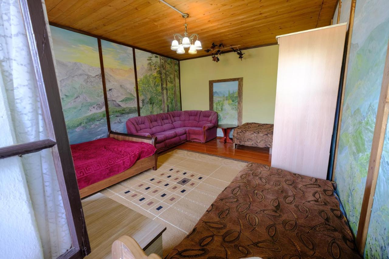 Laila Guest House メスティア エクステリア 写真